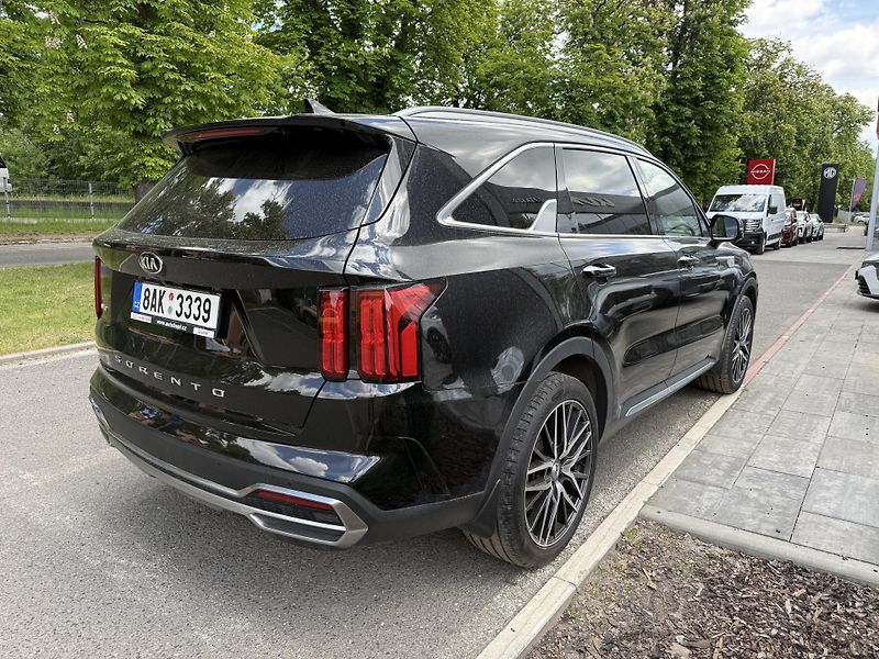 Kia Sorento 2.2 CRDi 142kw TOP 4x4 - fotka 10 z 10
