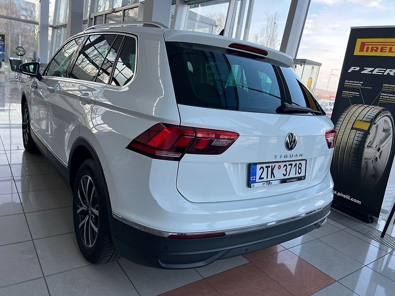 Volkswagen Tiguan Life  1,5TSI 110kW DSG - fotka 4 z 18