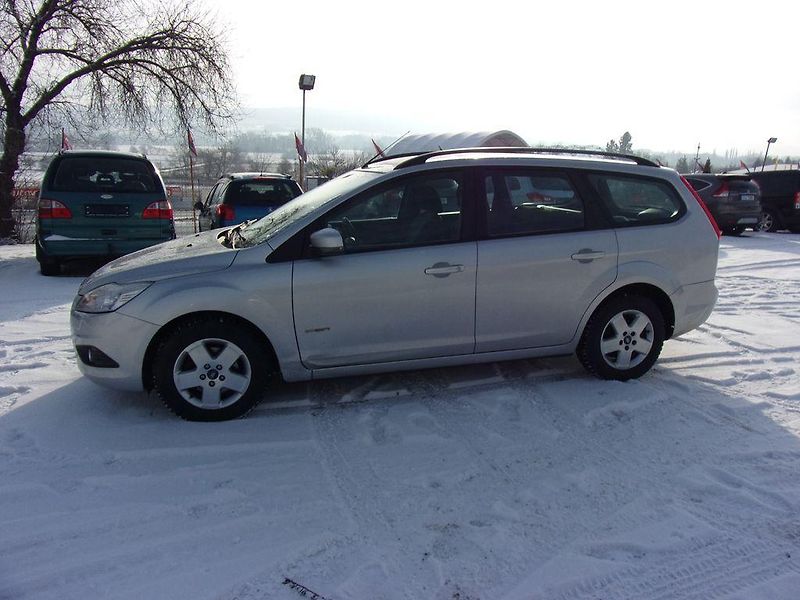 Ford Focus 1,6 TDCI - fotka 7 z 18