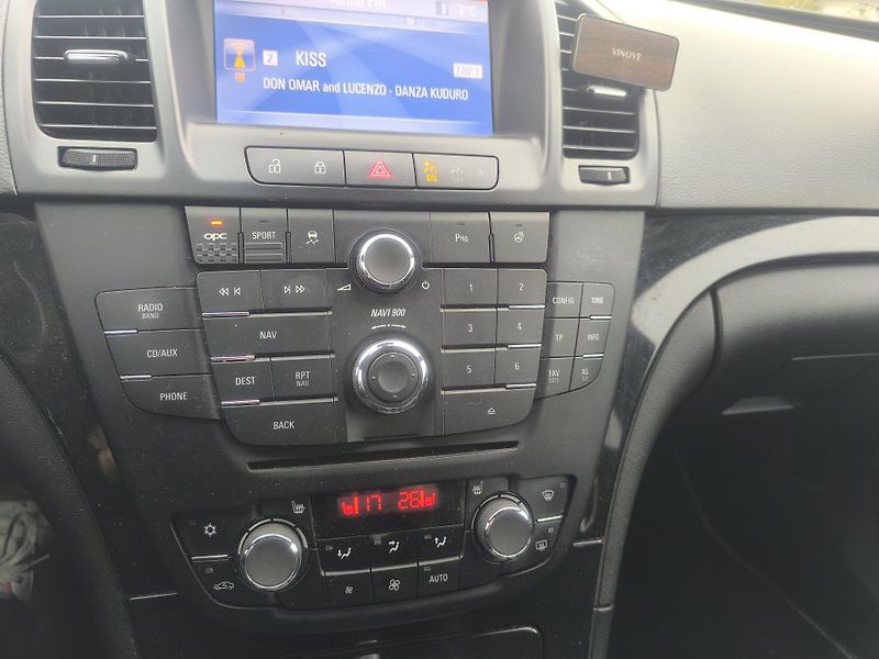 Opel Insignia OPC 2,8BITURBO 360K,4X4,VÝBAVA - fotka 12 z 29