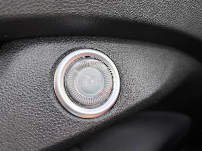 Fiat 500 (2026) Hybrid Icon 1.0 BSG 65k - fotka 23 z 34