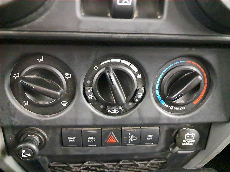 Jeep Wrangler (2009) 2.8 CRD - fotka 18 z 19