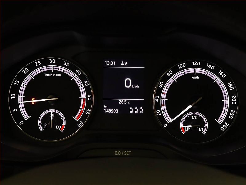 Škoda Karoq (2018) Ambition 1.6 TDI, Navi - fotka 9 z 14