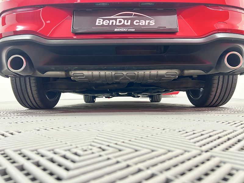 Volkswagen Golf GTI 180 kW Servis 68tkm - fotka 7 z 49