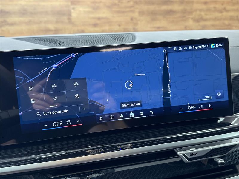 BMW X5 40d M-SPORT VZDUCH ZÁRUKA - fotka 23 z 37