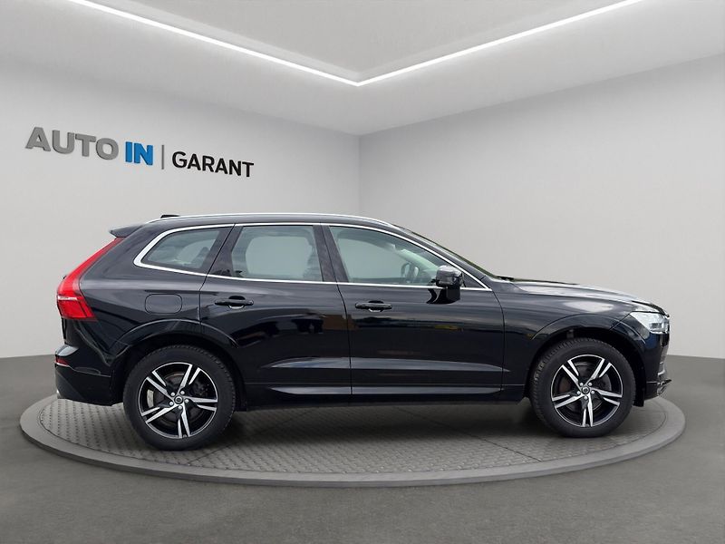 Volvo XC60 (2020) Momentum Pro B4 4x4 1.majitel - fotka 7 z 30