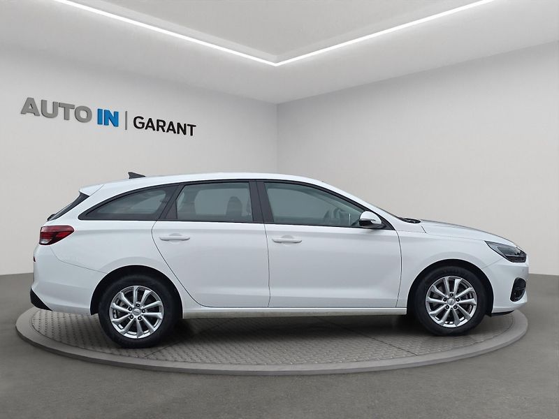 Hyundai i30 (2024) Comfort 1.0T-GDi 73kw, serv. k - fotka 4 z 22