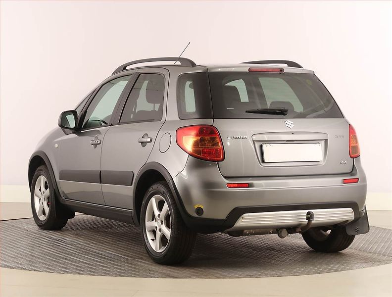 Suzuki SX4 (2008) 1.6 VVT, LPG, 4X4 - fotka 4 z 17