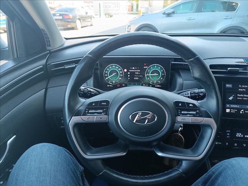 Hyundai Tucson 1,6 T-GDi 4X4 Smart - fotka 10 z 18