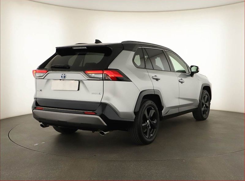 Toyota RAV4 (2021) Selection 2.5 Hybrid - fotka 5 z 18