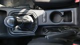 Toyota Hilux 2.4 D-4D Double Cab 4x4 Live - náhled 17