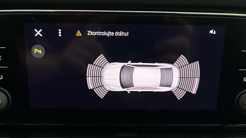 Škoda Octavia 2.0 TDI DSG Ambition - fotka 12 z 24