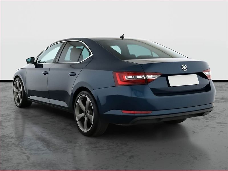 Škoda Superb (2016) Style 2.0 TDI, 4X4, Automat - fotka 4 z 17