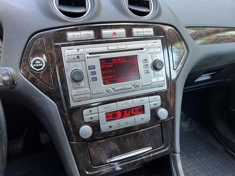 Ford Mondeo 2.0 TDCi 96 kW PRAV. SERVIS - fotka 12 z 16