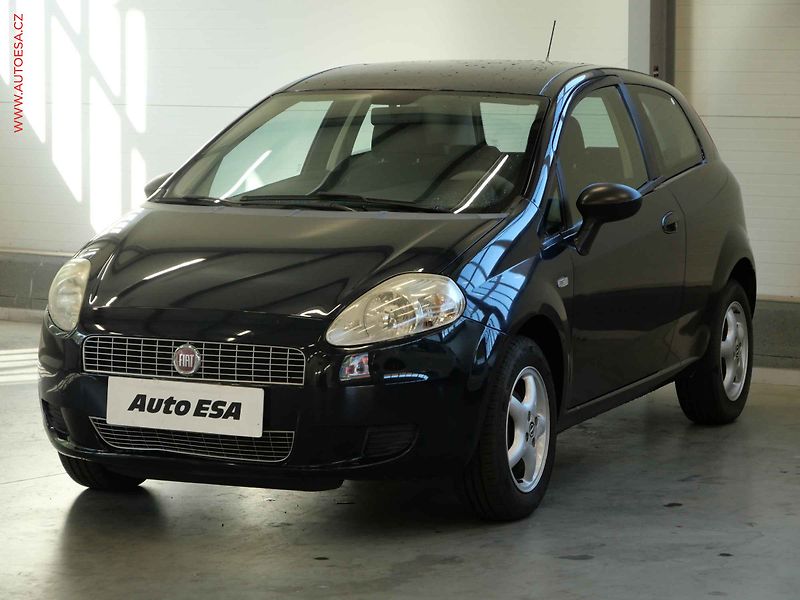 Fiat Punto (2009) 1.4i - fotka 3 z 18