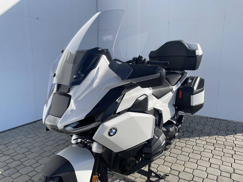 BMW (2026) R 1300 RT - fotka 10 z 15