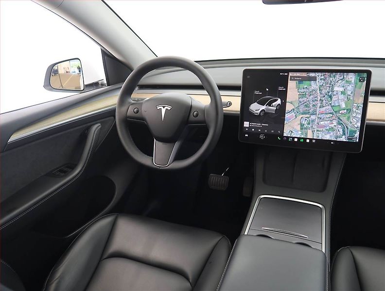 Tesla Model Y (2023) RWD LFP 60kWh, SoH 94% - fotka 7 z 33