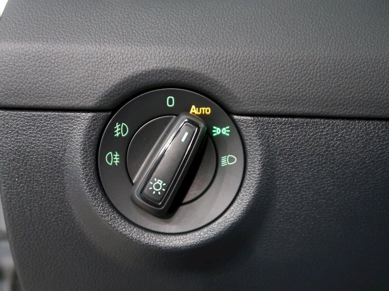 Škoda Octavia (2019) RS 2.0TSI 180KW DSG NAVI - fotka 35 z 39