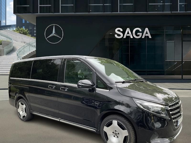 Mercedes-Benz Třídy V V-Třída 300 d 4MATIC EXCLUSIVE - fotka 2 z 12