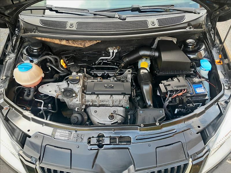 Škoda Fabia II 1.2 i 51kW KOMBI - fotka 40 z 53