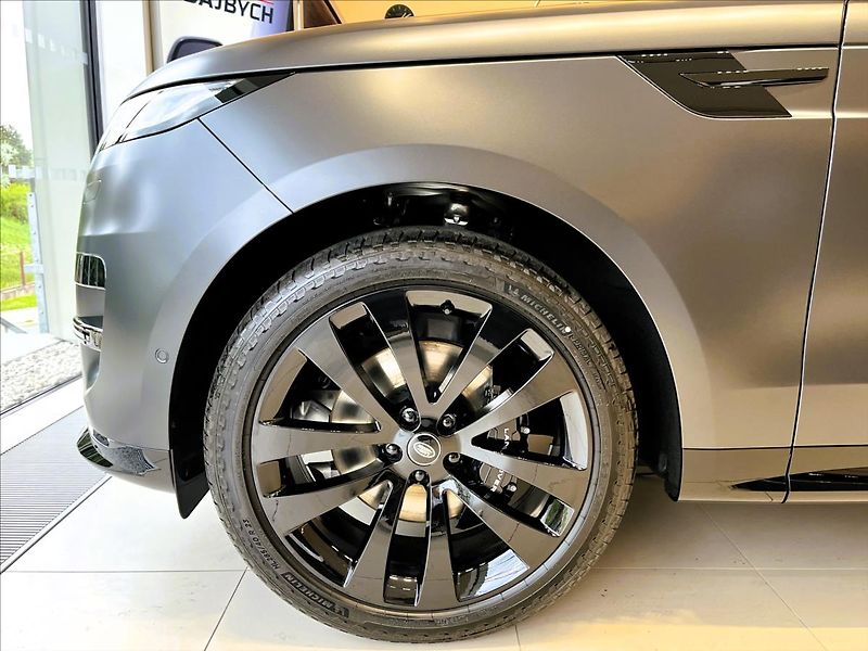 Land Rover Range Rover Sport (2026) 3,0 D300 DYNAMIC HSE STEALTH E - fotka 6 z 39