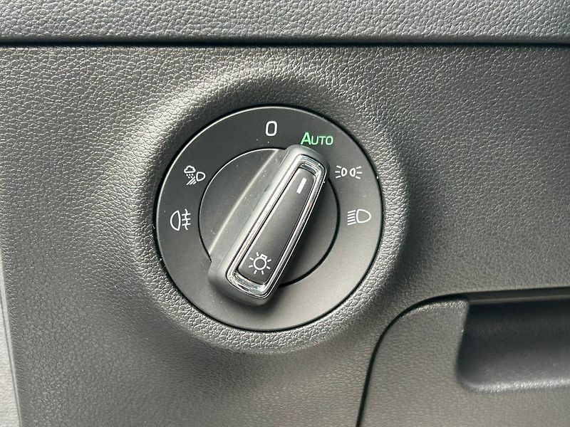 Škoda Karoq (2022) 1.5 TSI 110 kW Tažné Matrix - fotka 30 z 30