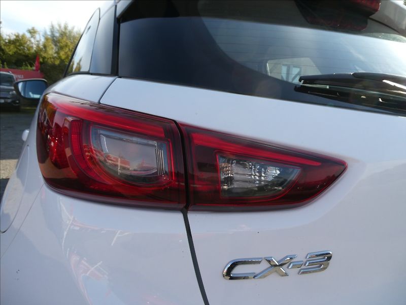 Mazda CX-3 2,0 Skyactiv-G120 Revolution - fotka 11 z 37