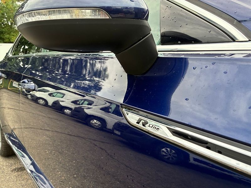 Volkswagen Arteon 2.0 TDi R-Line 4x4 140 kW - fotka 24 z 27