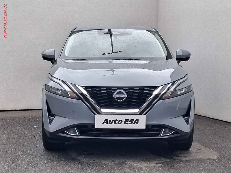 Nissan Qashqai (2024) 1.3 DIG-T, 2.maj,ČR, N - fotka 2 z 19