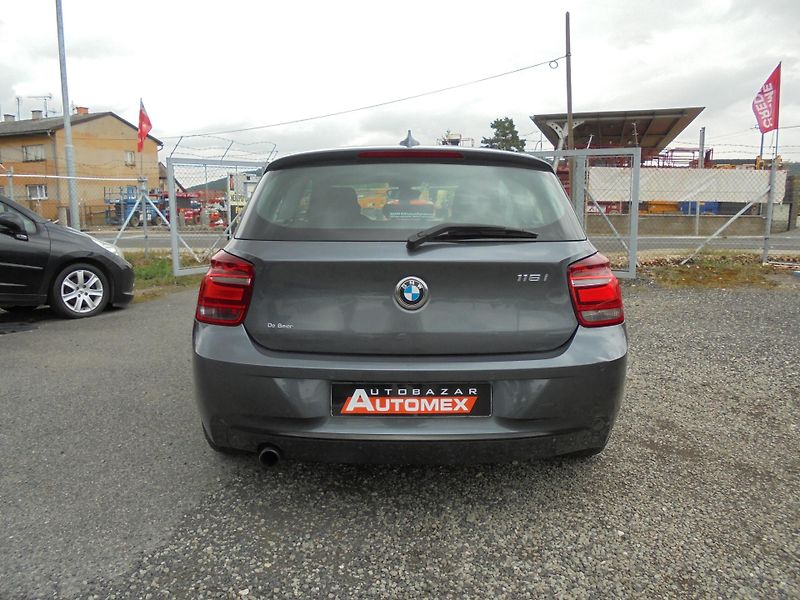 BMW Řada 1 (2014) 116i- NAVIGACE- DIGI A/C- ALU - fotka 6 z 13