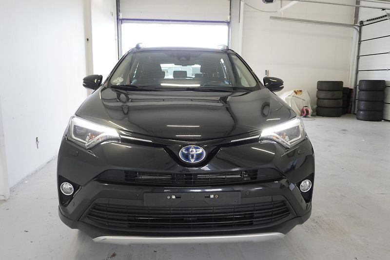 Toyota RAV4 2.5 HYBRID EXECUTIVE 4WD AUT. - fotka 2 z 28