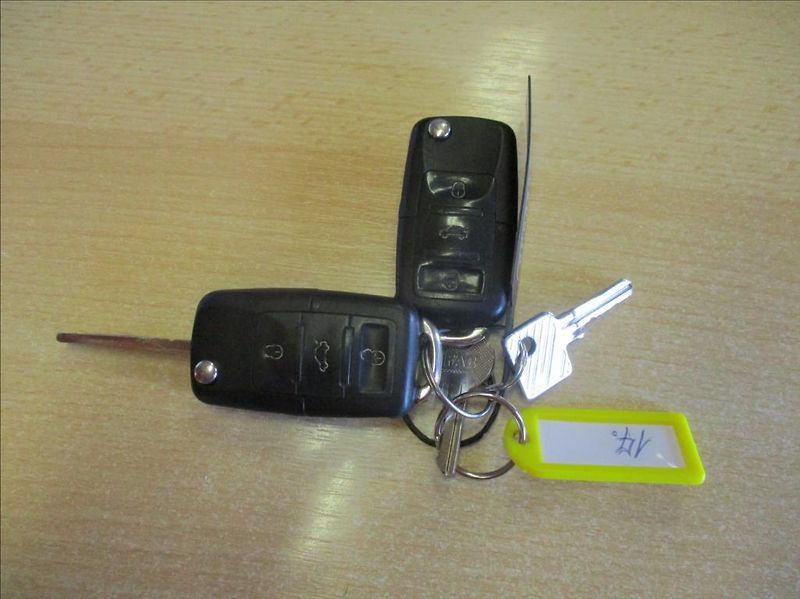 Škoda Octavia 1,4 i, klima,serv.kniha, - fotka 21 z 30