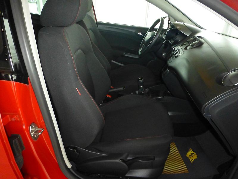 Seat Ibiza (2015) 1,2TSI*FR!!*XENON*PO ROZVODECH - fotka 18 z 25