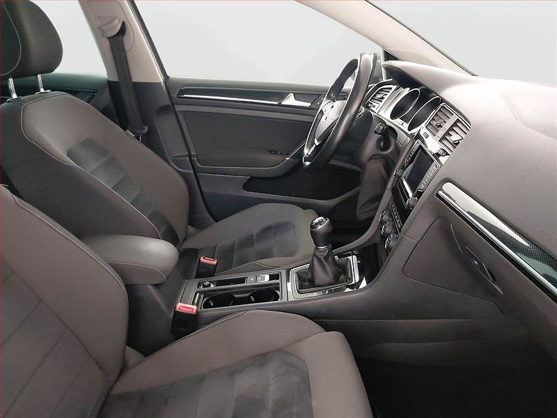 Volkswagen Golf (2013) Comfortline 1.4 TSI - fotka 9 z 22