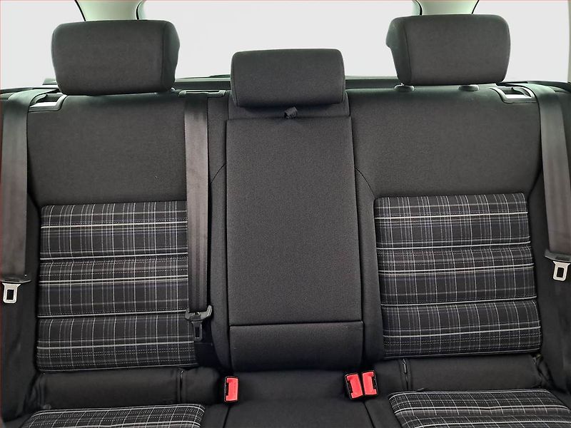 Škoda Octavia (2012) 1.6 TDI, Serv.kniha, po STK - fotka 10 z 15