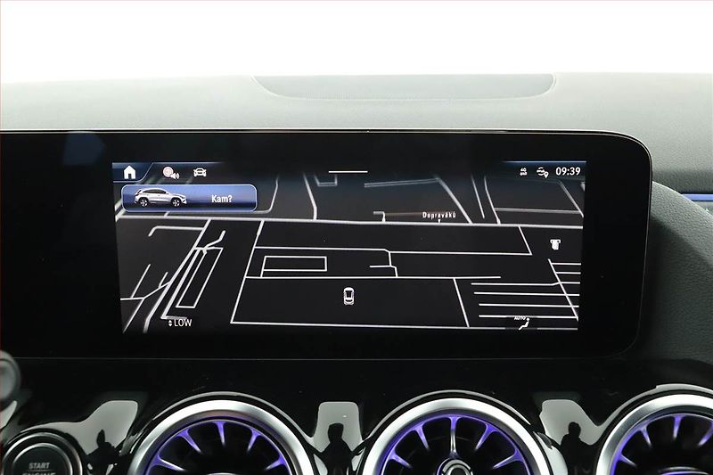 Mercedes-Benz GLA (2025) 200 - fotka 12 z 22