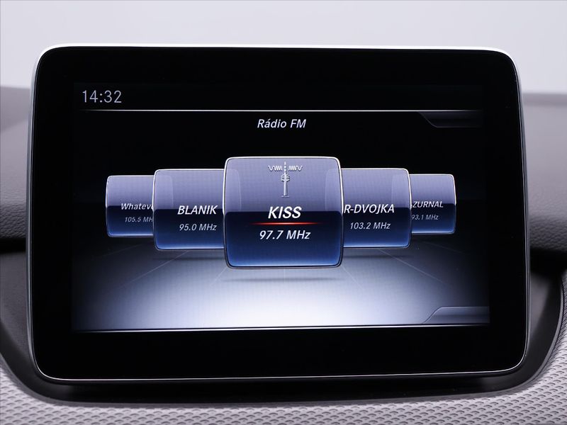 Mercedes-Benz Třídy B 1,5 CDI 80kW Aut. Urban Navi - fotka 25 z 37