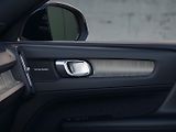 Volvo XC40 (2026) B4 ULTRA BLACK EDITION - náhled 11