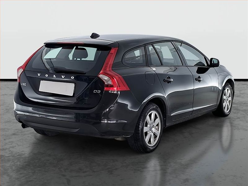 Volvo V60 (2011) D3 2.0, Automat, po STK - fotka 5 z 17