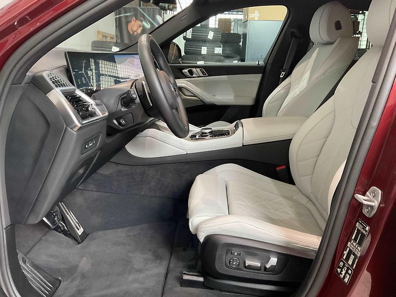 BMW X6 xDrive40d M-Sport Pro DAPro In - fotka 7 z 15