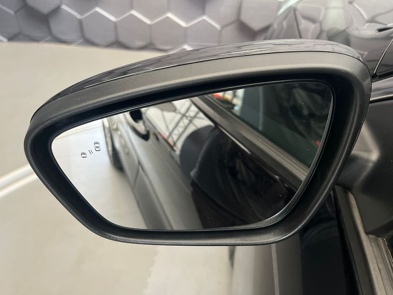 Ford Kuga 2.5 HEV 4X4 REZERVOVÁNO - fotka 62 z 70