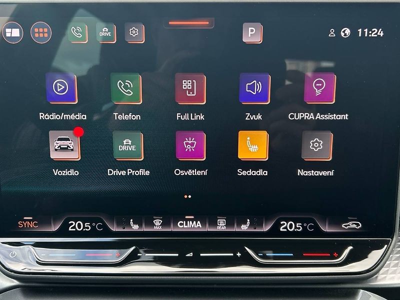 Cupra Formentor (2024) 1.5 eTSI 7DSG - fotka 25 z 35