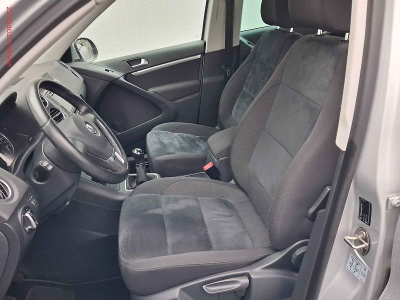Volkswagen Tiguan (2016) 2.0 TDi, Sport&Style, navi - fotka 9 z 16
