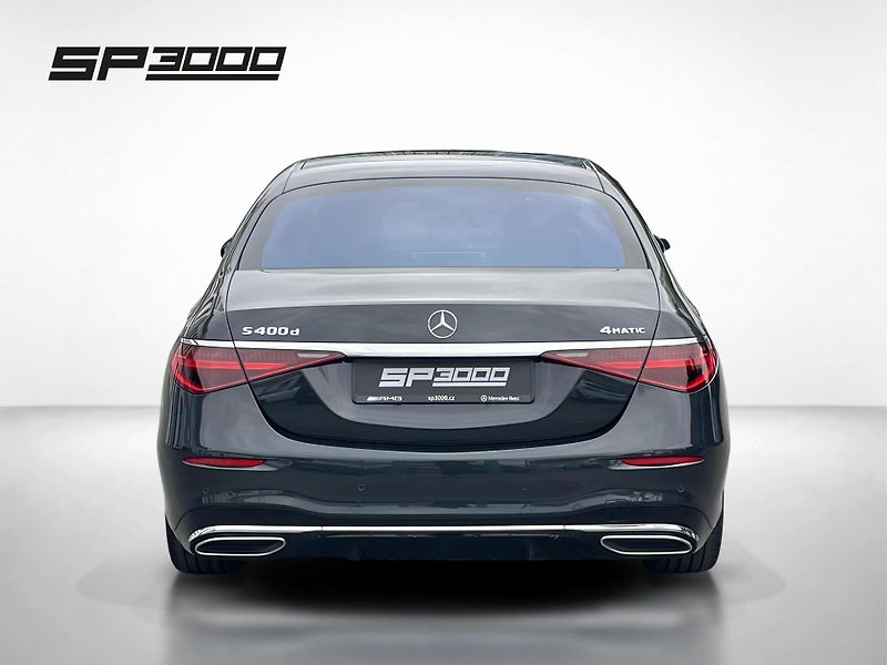 Mercedes-Benz Třídy S 400d 4Matic - fotka 4 z 44