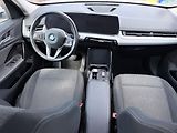 BMW iX1 (2023) - náhled 13