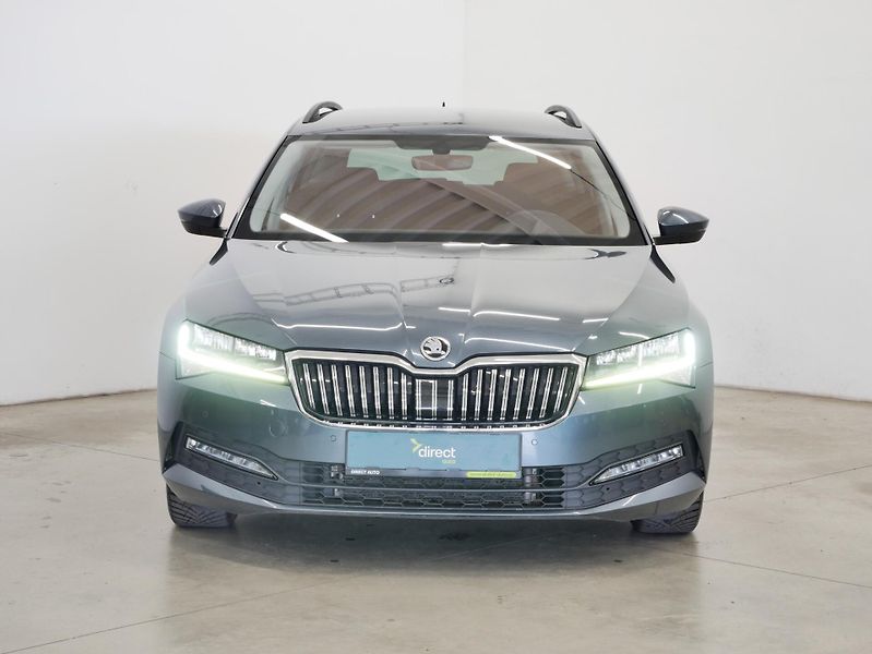 Škoda Superb - fotka 4 z 25