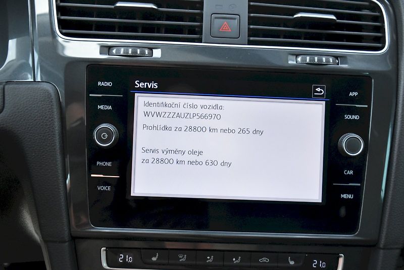Volkswagen Golf (2020) MARATHON EDITION 1.5 TSI 96kW - fotka 20 z 32