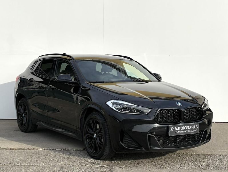 BMW X2 2.0d 140kW XDrive M-Paket - fotka 6 z 23