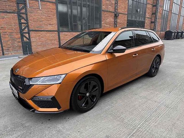 Škoda Octavia je nejčastěji nabízeným kombíkem.