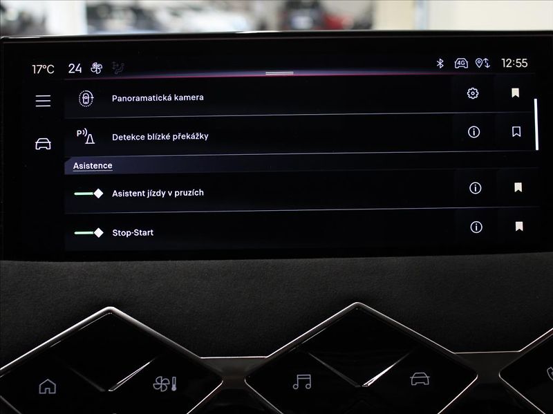 DS Automobiles DS3 Crossback 1,2 Hybrid 145k. Performace ČR - fotka 13 z 24
